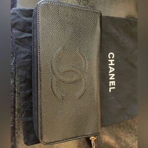 CHANEL Black Caviar Leather Wallet